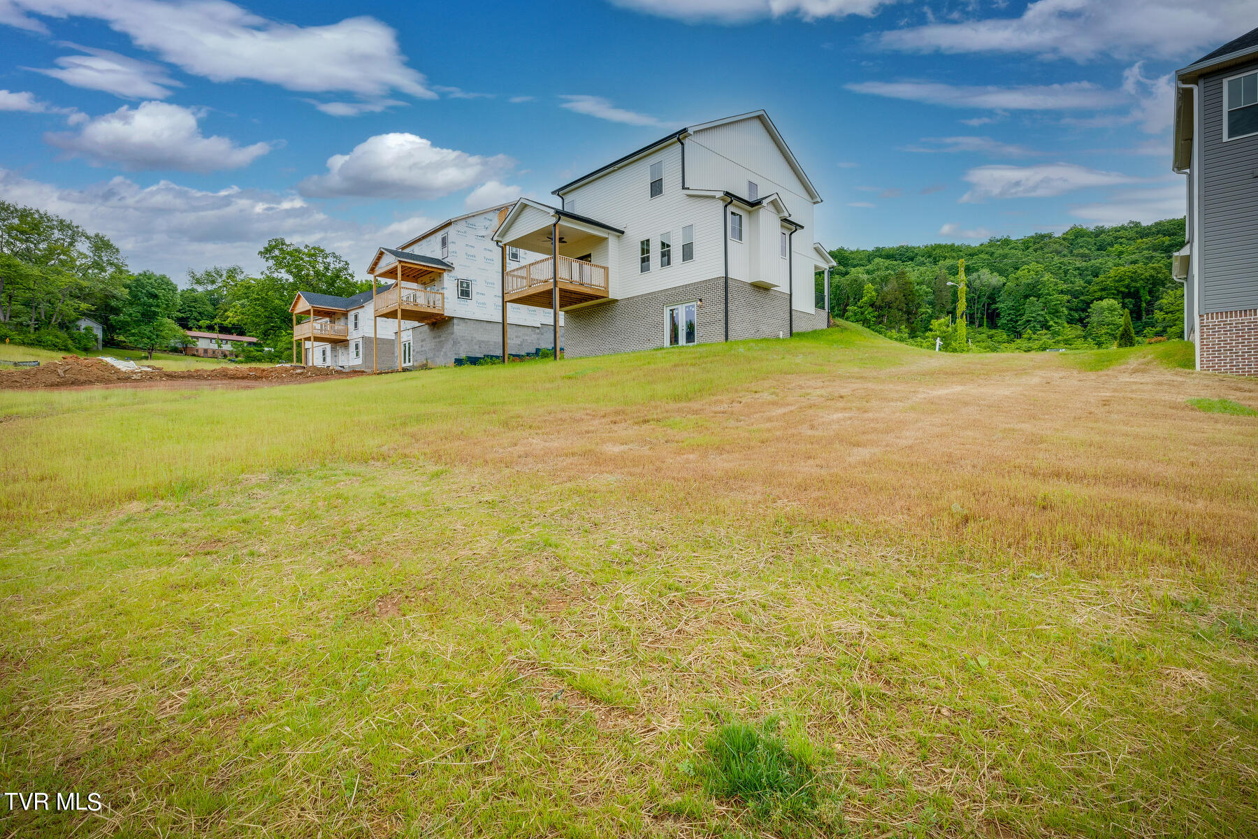 860 Granby Road Kingsport, TN 37660 - Photo 26 of 28 008