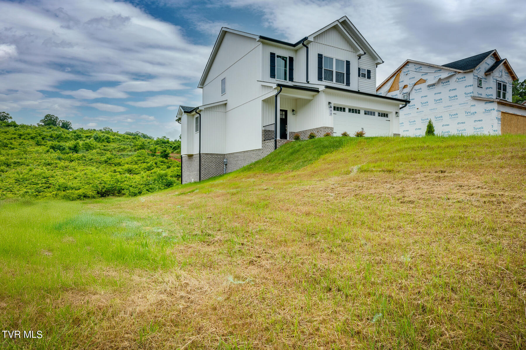860 Granby Road Kingsport, TN 37660 - Photo 3 of 28 004
