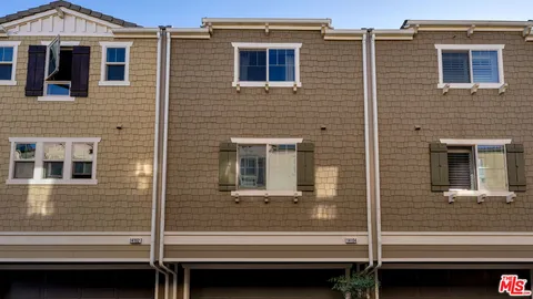 $709,000 | 14104 Chapparel Lane, Van Nuys, CA 91405