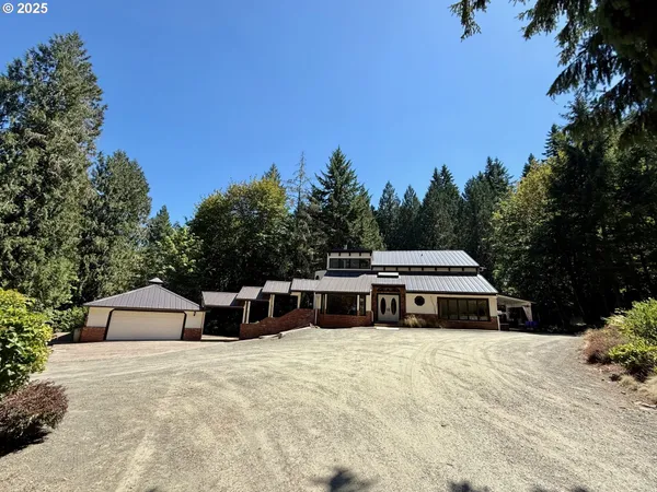 $1,599,000 | 30816 Kenady Lane, Cottage Grove, OR 97424