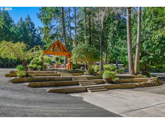 $1,699,000 | 30816 Kenady Lane, Cottage Grove, OR 97424