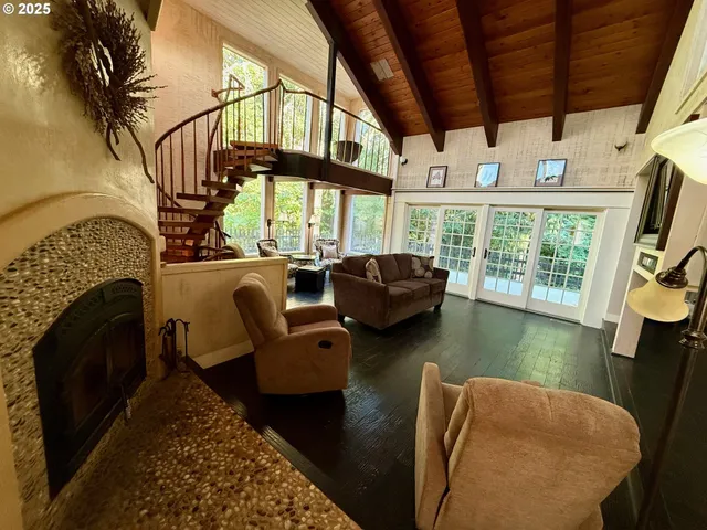 $1,699,000 | 30816 Kenady Lane, Cottage Grove, OR 97424