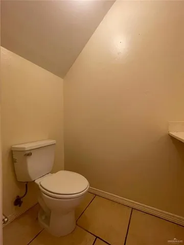 a bathroom with a toilet
