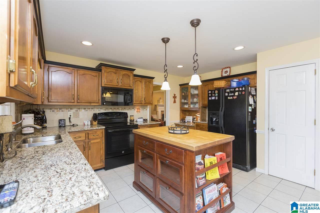 1317 Colonial Way Alabaster, AL 35007 - Photo 25 of 45
