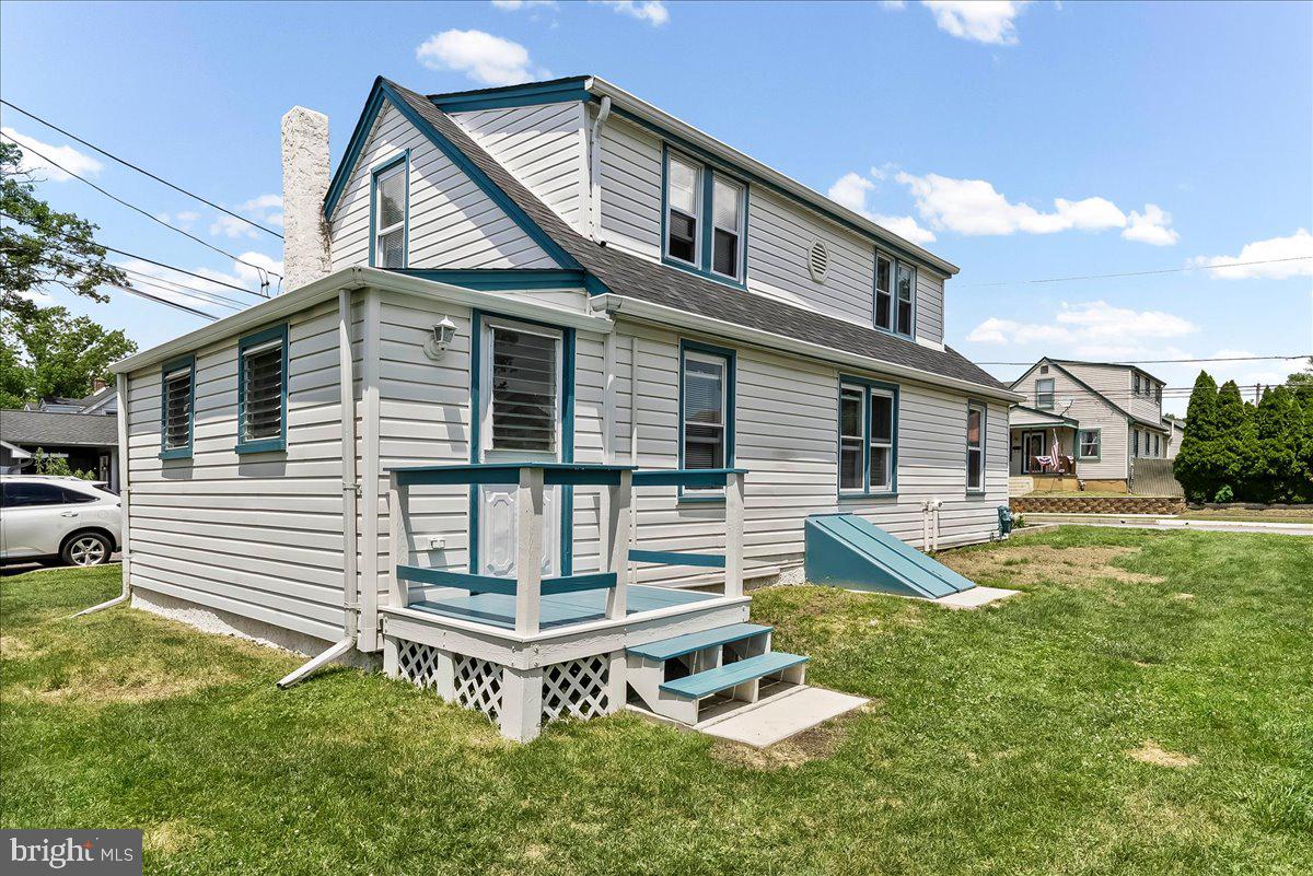 1242 Chestnut Street Marcus Hook, PA 19061 - Photo 28 of 32