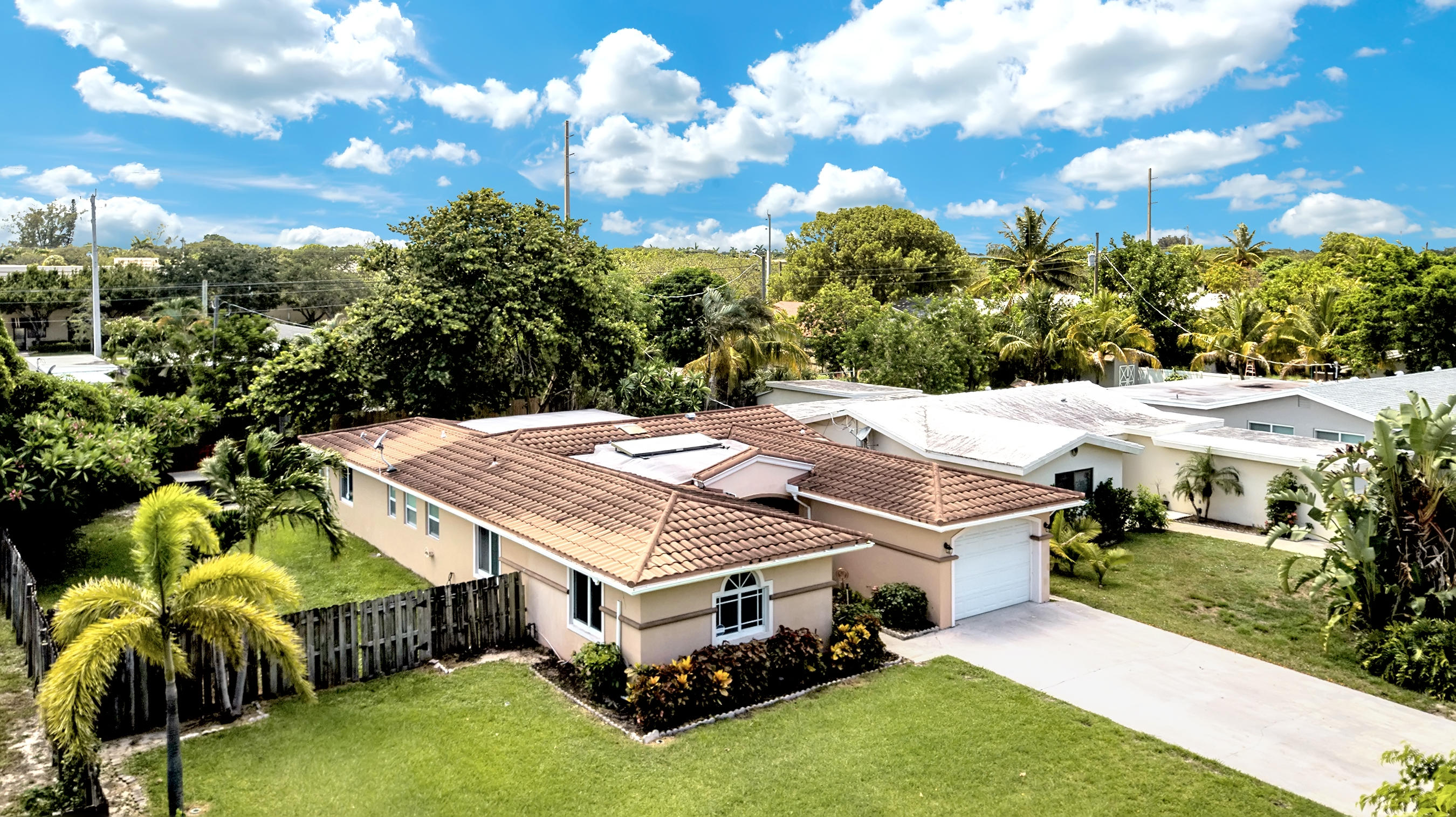 3419 Northeast 4th Avenue Boca Raton, FL 33431 - Photo 2 of 42 DJI_0016