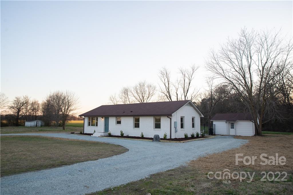 1009 Ridge Road Monroe, NC 28110 - Photo 1 of 27 Gallery Image 1