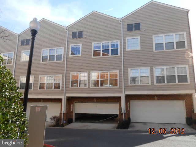 10270 Rutland Round Road, Unit 8 Columbia, MD 21044 - Photo 13 of 24 Exterior (Rear)
