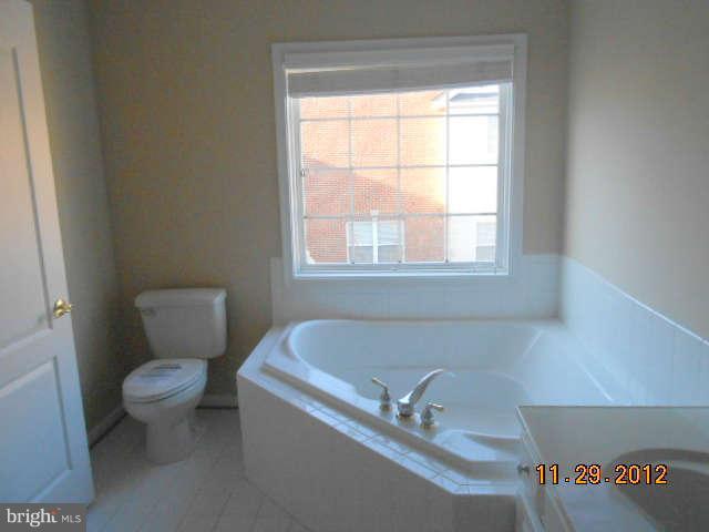 10270 Rutland Round Road, Unit 8 Columbia, MD 21044 - Photo 10 of 24 Bath