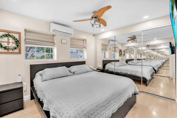 $479,000 | 404 South 62nd Terrace, Hollywood, FL 33023