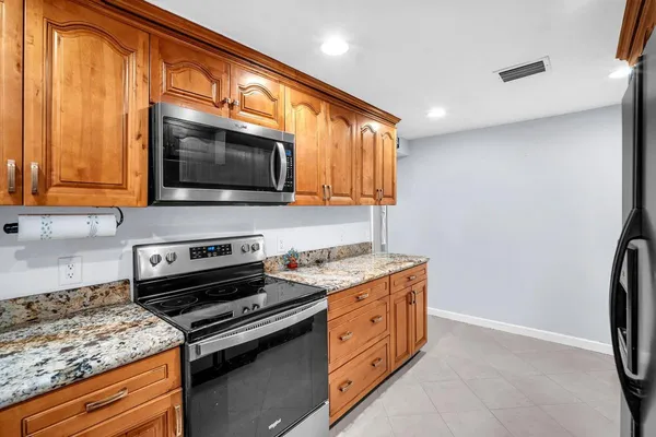 $479,000 | 404 South 62nd Terrace, Hollywood, FL 33023