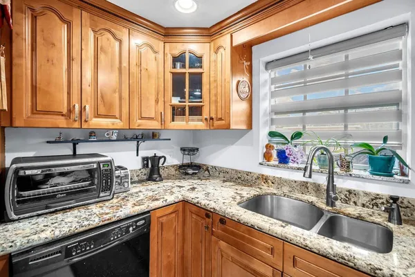$479,000 | 404 South 62nd Terrace, Hollywood, FL 33023