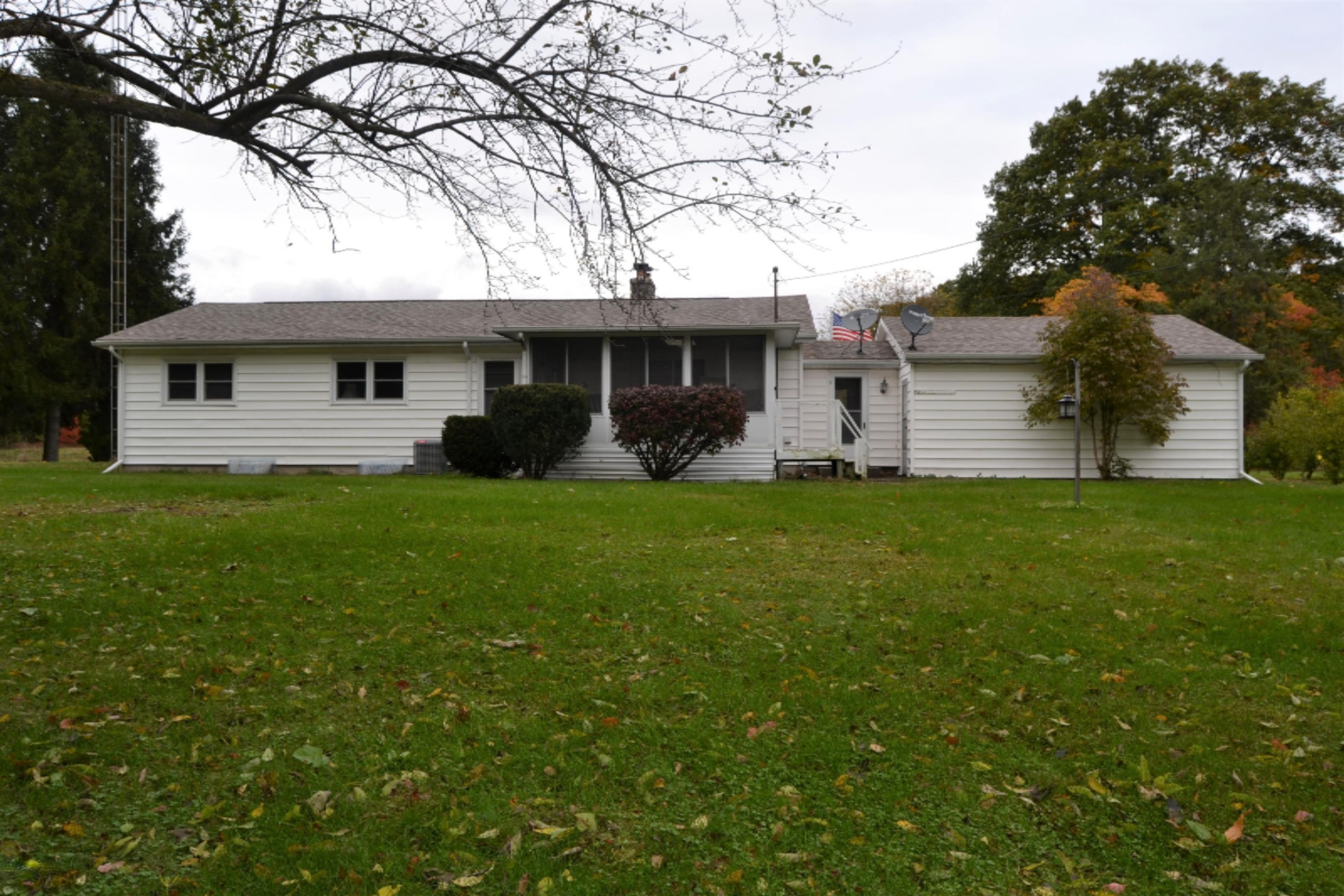 1908 East Winn Road Niles, MI 49120 - Photo 29 of 38 DSC_4882