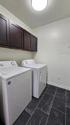 $1,800 | 903 West Congress Street, Denton, TX 76201