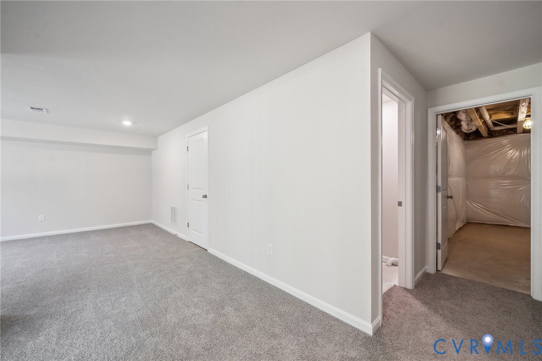1740 River Vista Road Hopewell, VA 23860 - Photo 11 of 24 an empty room with windows