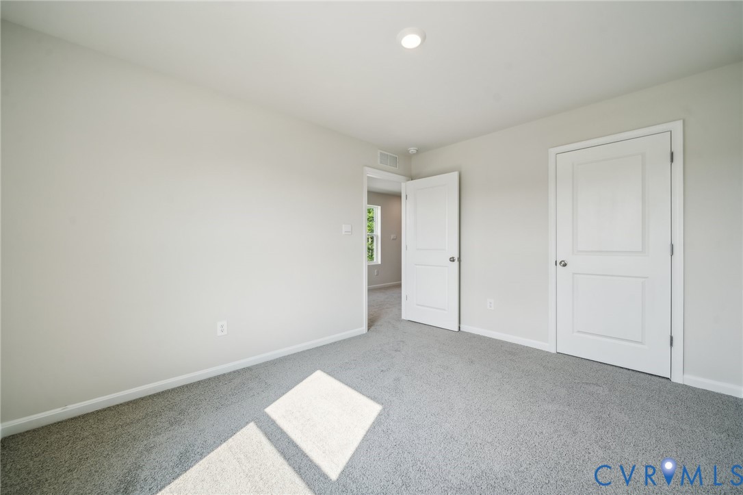 1740 River Vista Road Hopewell, VA 23860 - Photo 15 of 24 an empty room with an entryway