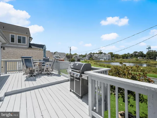 $1,650,000 | 9318 Atlantic Avenue, North Beach, MD 20714