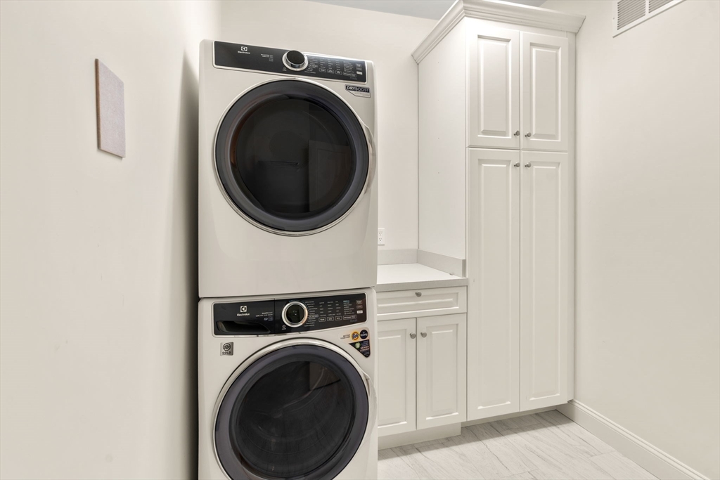 43 South Cottage Road, Unit 43 Belmont, MA 02478 - Photo 28 of 37