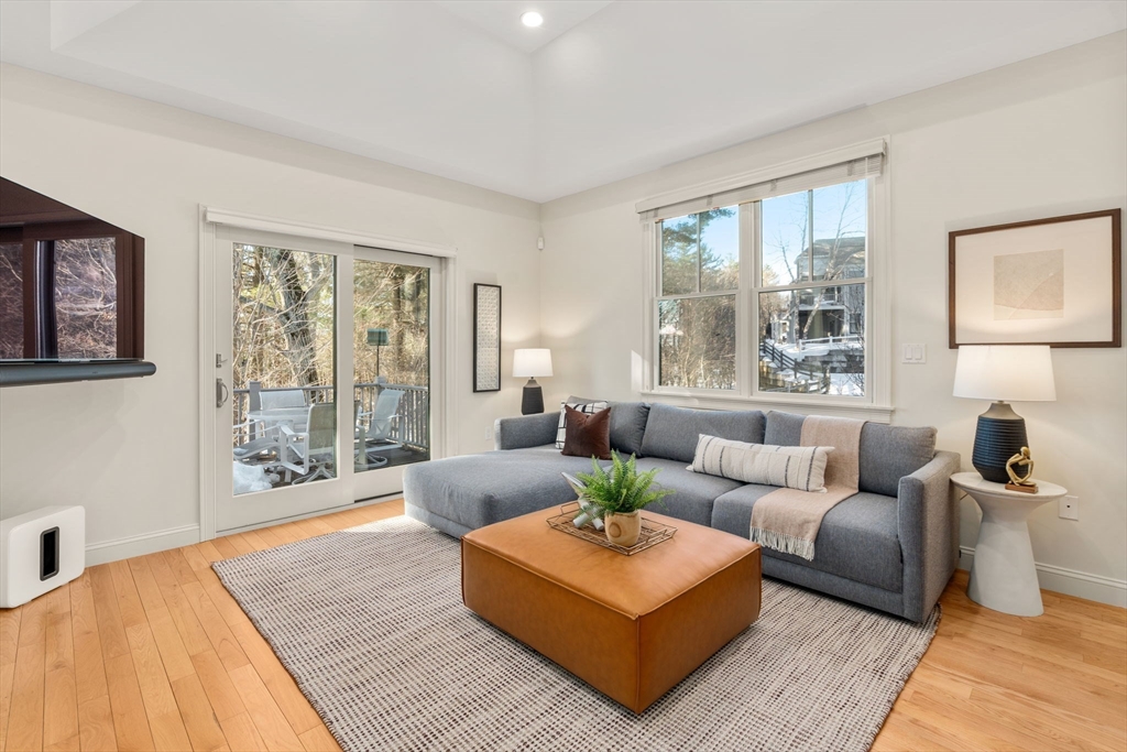 43 South Cottage Road, Unit 43 Belmont, MA 02478 - Photo 10 of 37