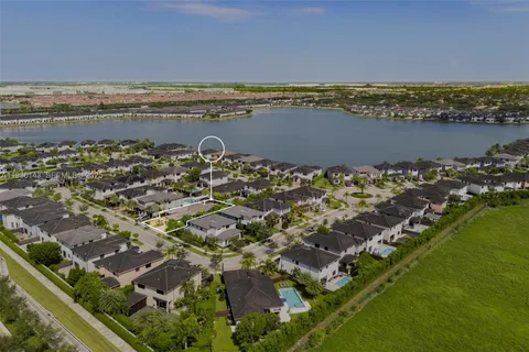 $1,099,999 | 8811 Northwest 154th Terrace, Miami Lakes, FL 33018