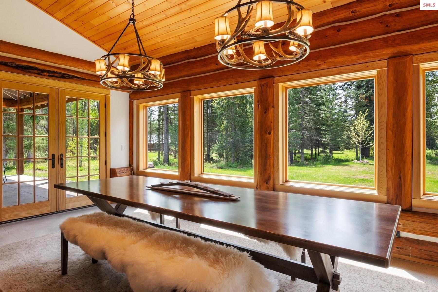 7017-7019 Colburn Culver Road Sandpoint, ID 83864 - Photo 11 of 54 Indoor dining with outdoor exposure