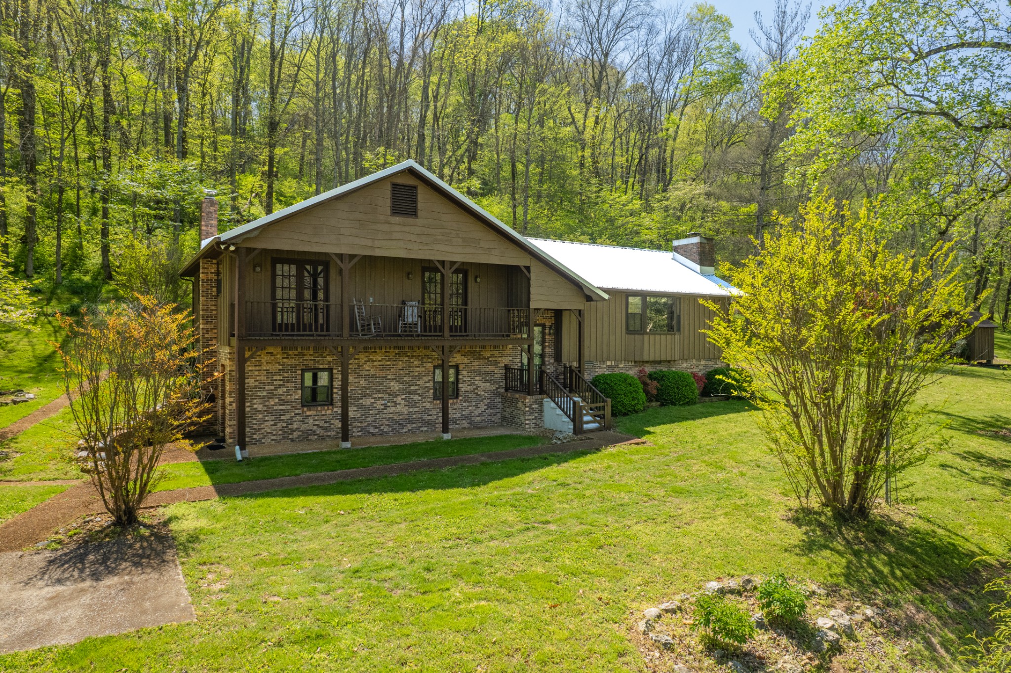8039 Campbellsville Road Pulaski, TN 38478 - Photo 4 of 100