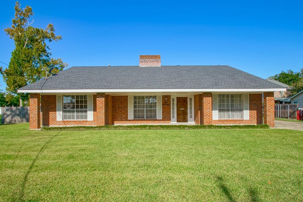200 Celeste Avenue River Ridge, LA 70123 - Photo 2 of 24