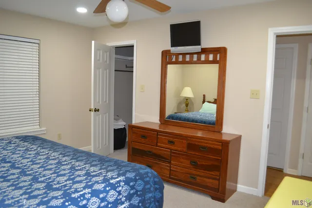 $465,000 | 104 Constantin Drive, Golden Meadow, LA 70357