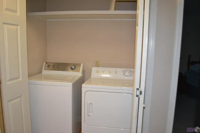 $465,000 | 104 Constantin Drive, Golden Meadow, LA 70357