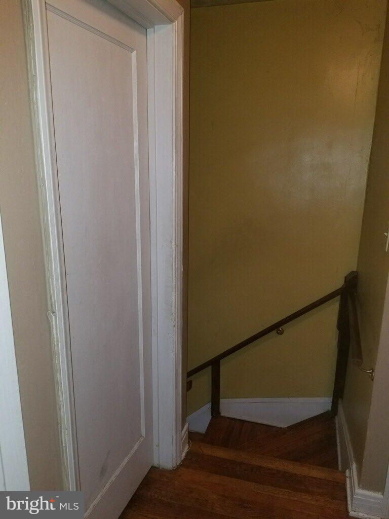 32 Upmanor Road Baltimore, MD 21229 - Photo 7 of 7 Interior (General)