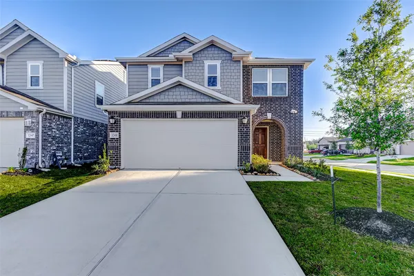 $2,650 | 12451 Buck Sable Lane, Houston, TX 77044