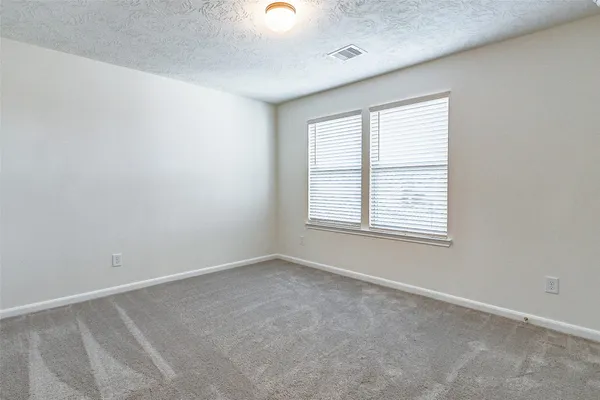 $2,650 | 12451 Buck Sable Lane, Houston, TX 77044