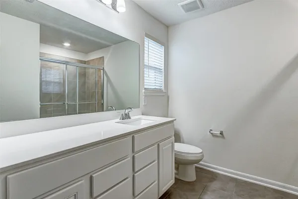 $2,650 | 12451 Buck Sable Lane, Houston, TX 77044