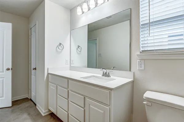 $2,650 | 12451 Buck Sable Lane, Houston, TX 77044