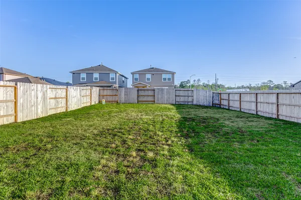 $2,650 | 12451 Buck Sable Lane, Houston, TX 77044