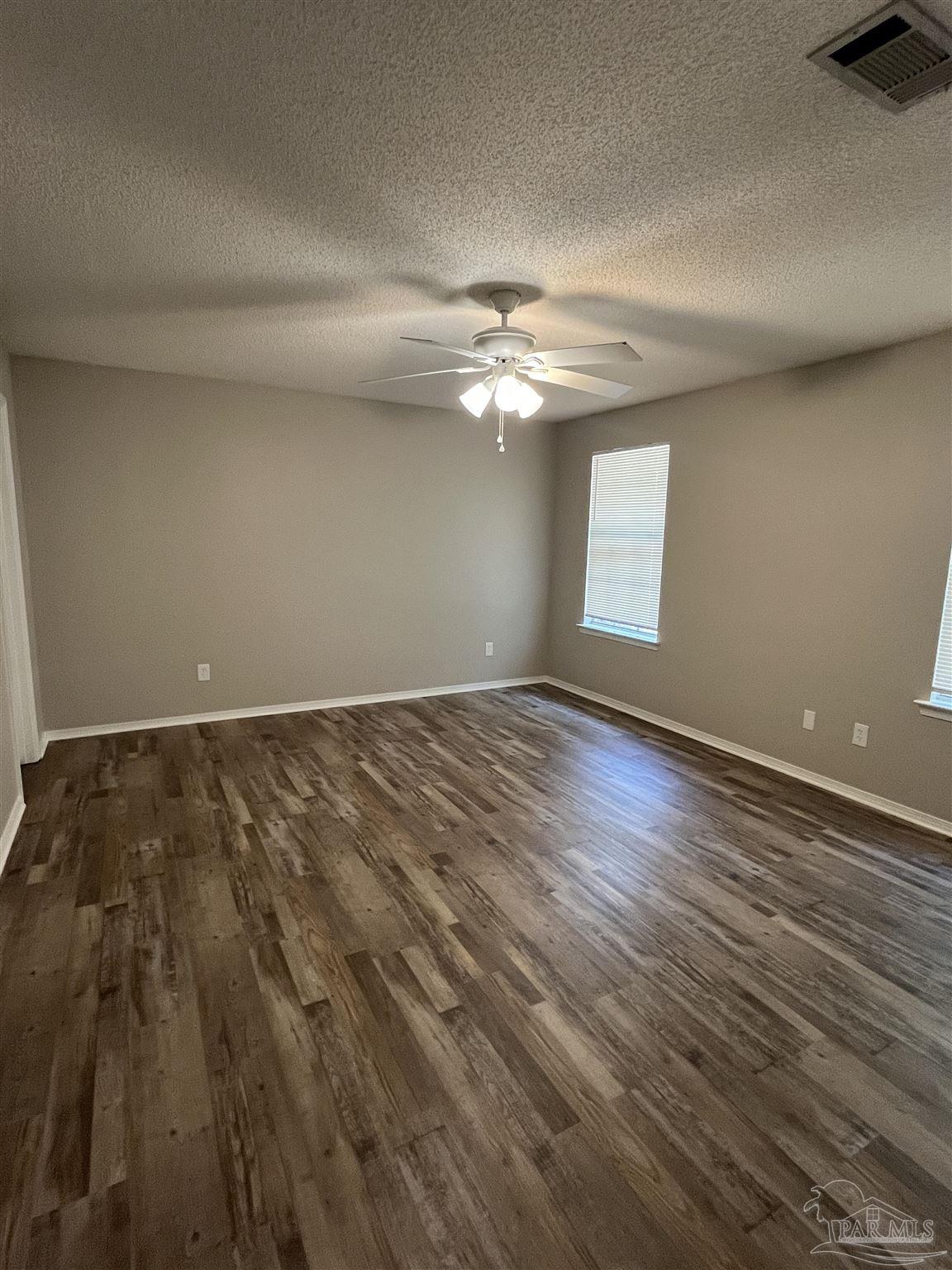 5491 Chantilly Circle Milton, FL 32583 - Photo 11 of 24