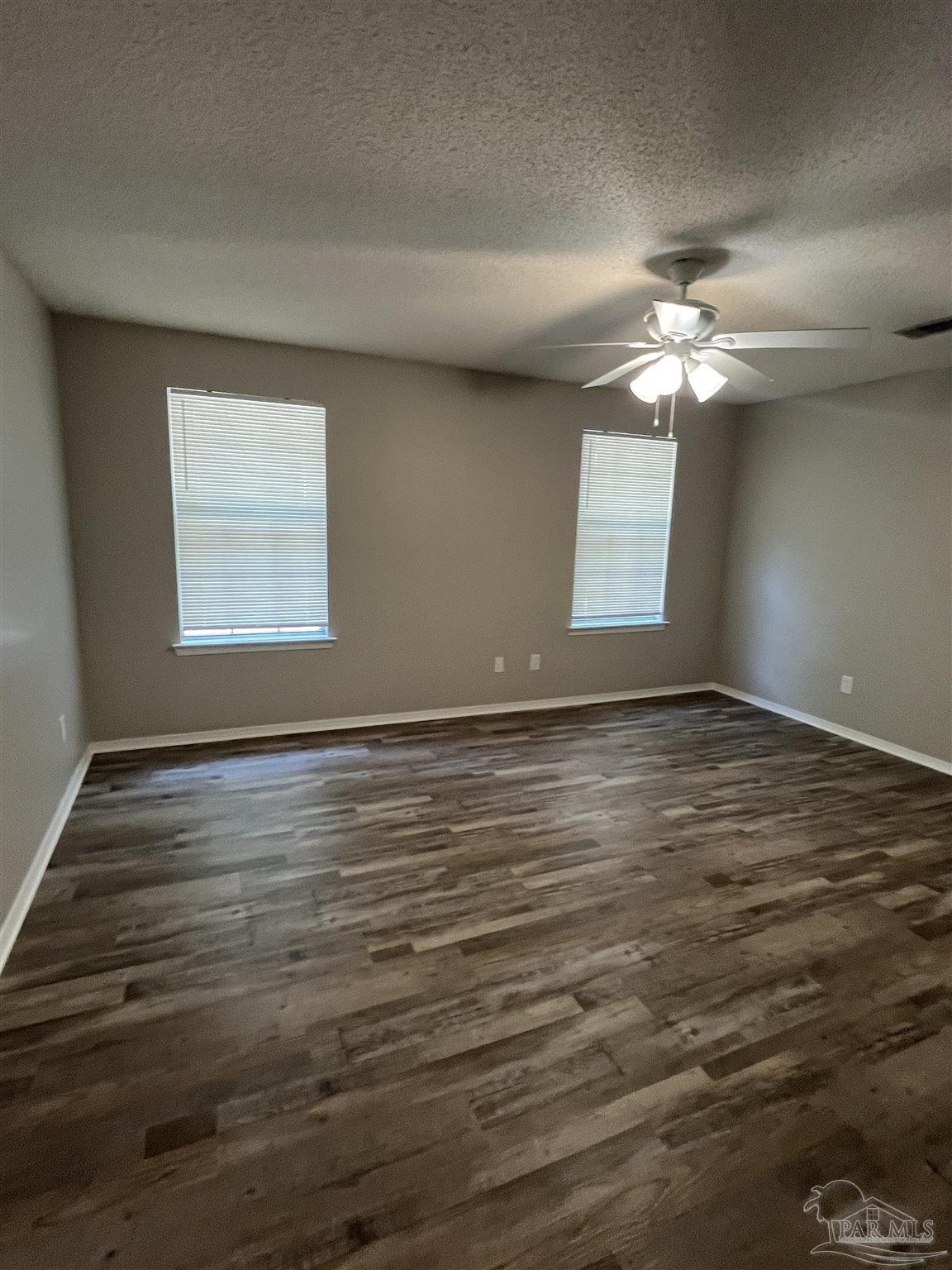 5491 Chantilly Circle Milton, FL 32583 - Photo 13 of 24