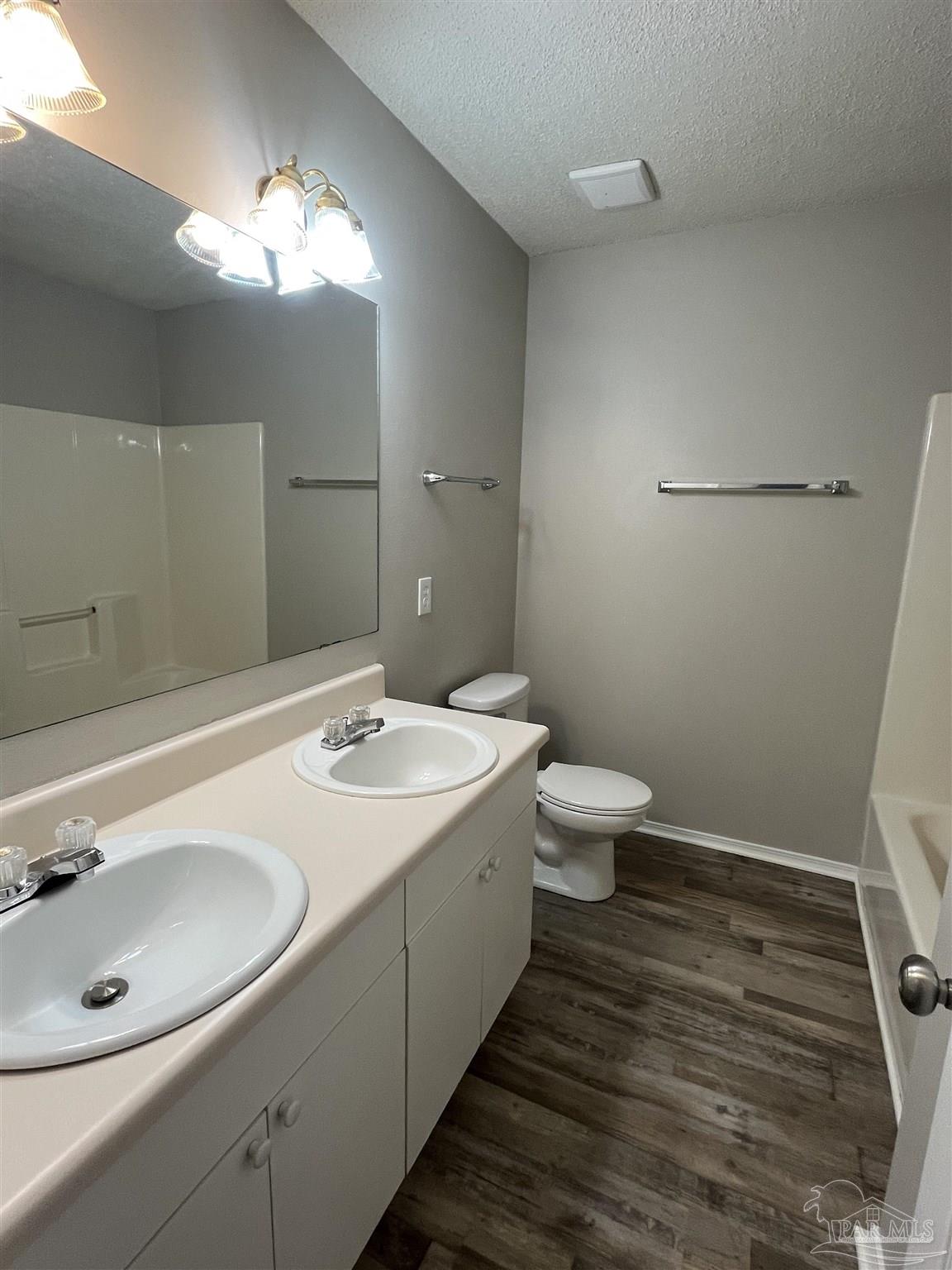 5491 Chantilly Circle Milton, FL 32583 - Photo 14 of 24