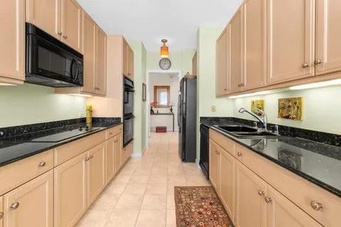 $599,500 | 501 North Clinton Street, Unit 2505, Chicago, IL 60654