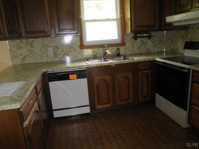 254 Rinker Road Northampton, PA 18067 - Photo 3 of 13 Gallery Image 3