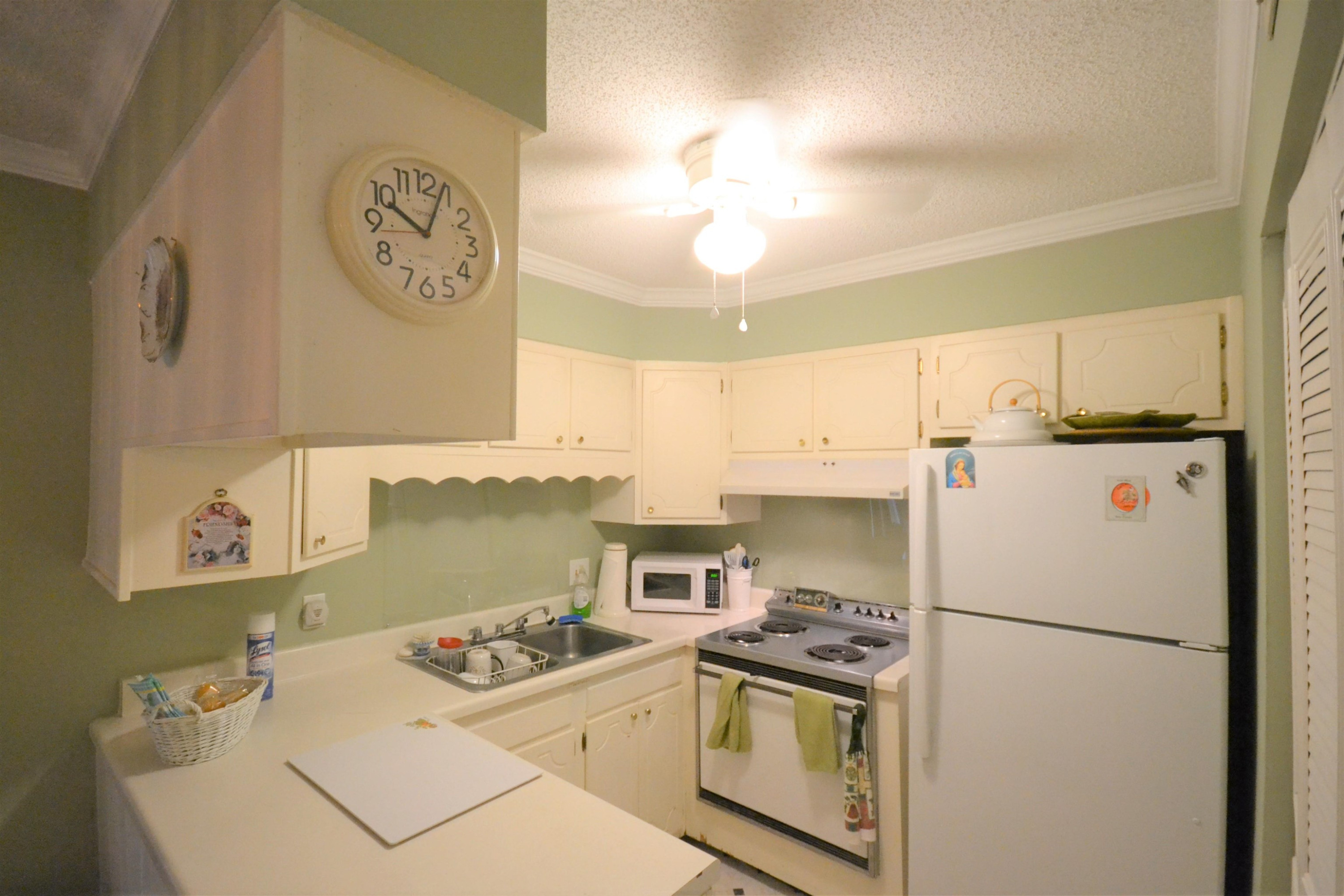 5800 Falls Of Neuse Road, Unit F Raleigh, NC 27609 - Photo 8 of 34 Photo 8