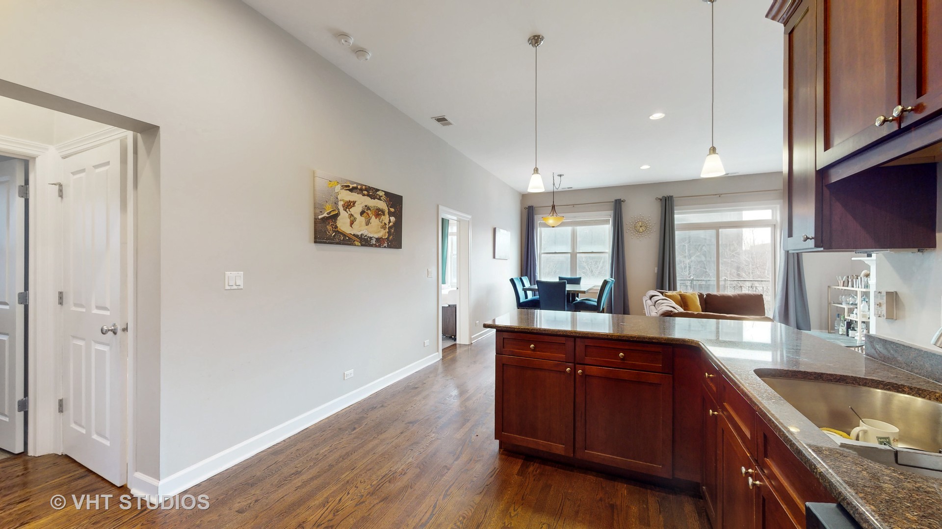 4603 North Racine Avenue, Unit 203 Chicago, IL 60640 - Photo 13 of 27 Gallery Image 13
