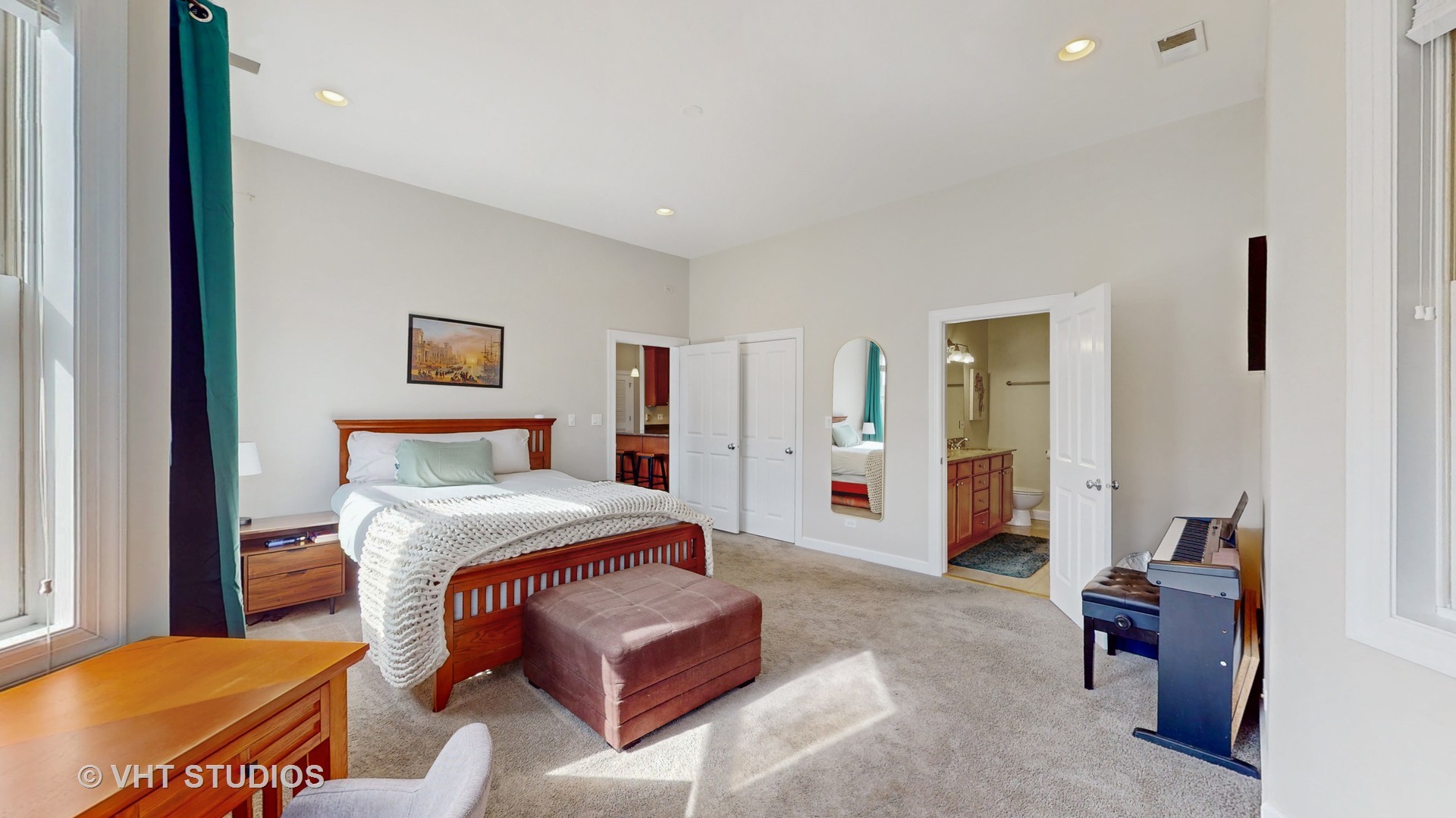 4603 North Racine Avenue, Unit 203 Chicago, IL 60640 - Photo 18 of 27 Gallery Image 18