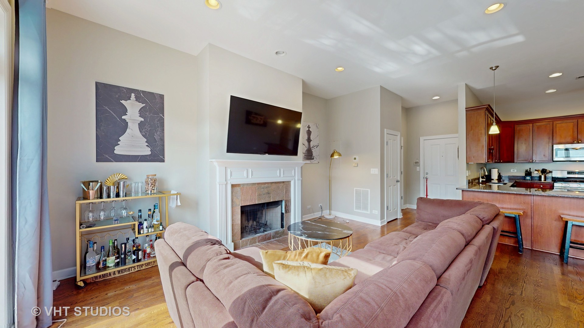 4603 North Racine Avenue, Unit 203 Chicago, IL 60640 - Photo 6 of 27 Gallery Image 6