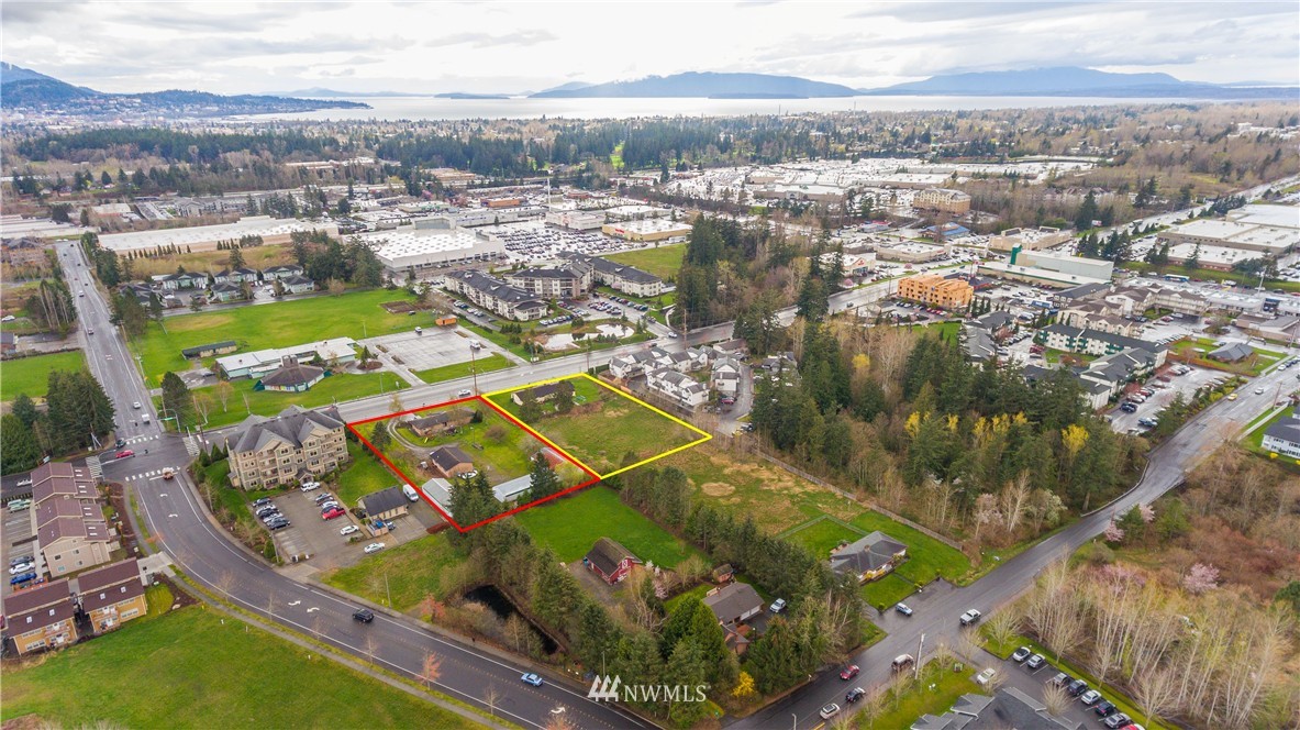 360 East Bakerview Road Bellingham, WA 98226 - Photo 4 of 12 Gallery Image 4