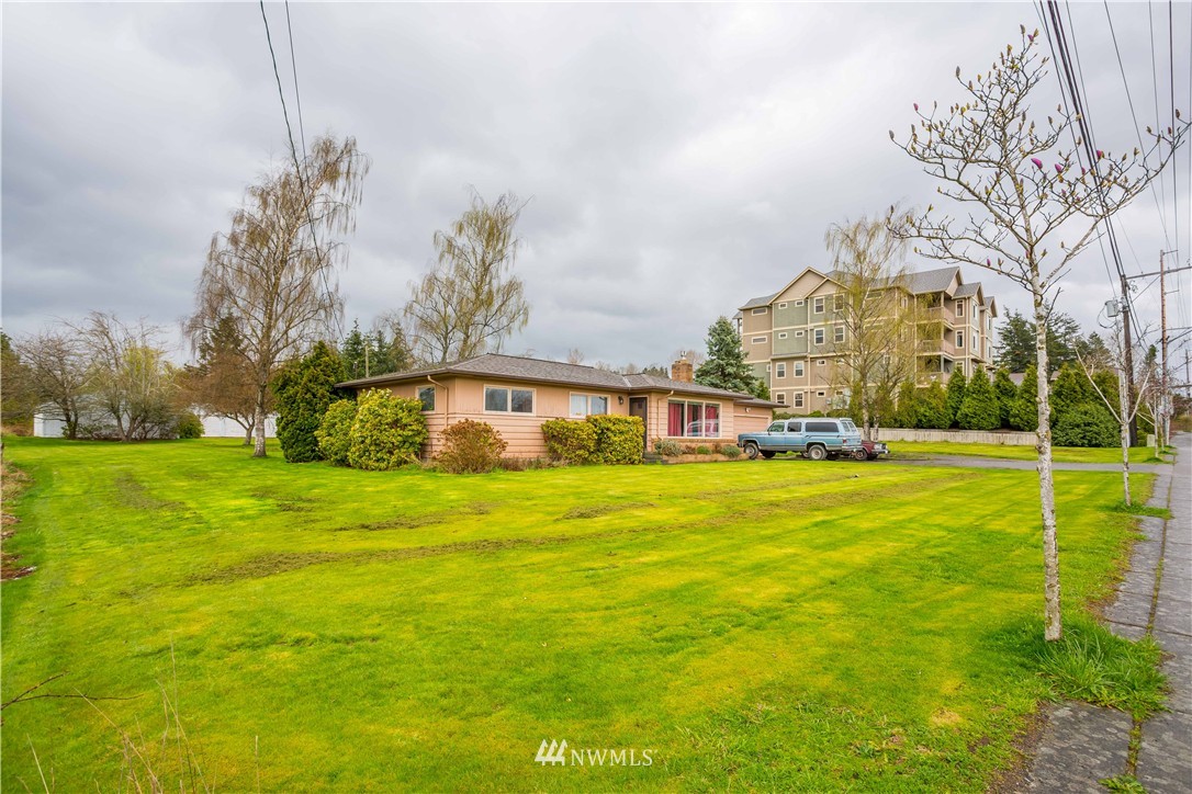 360 East Bakerview Road Bellingham, WA 98226 - Photo 7 of 12 Gallery Image 7