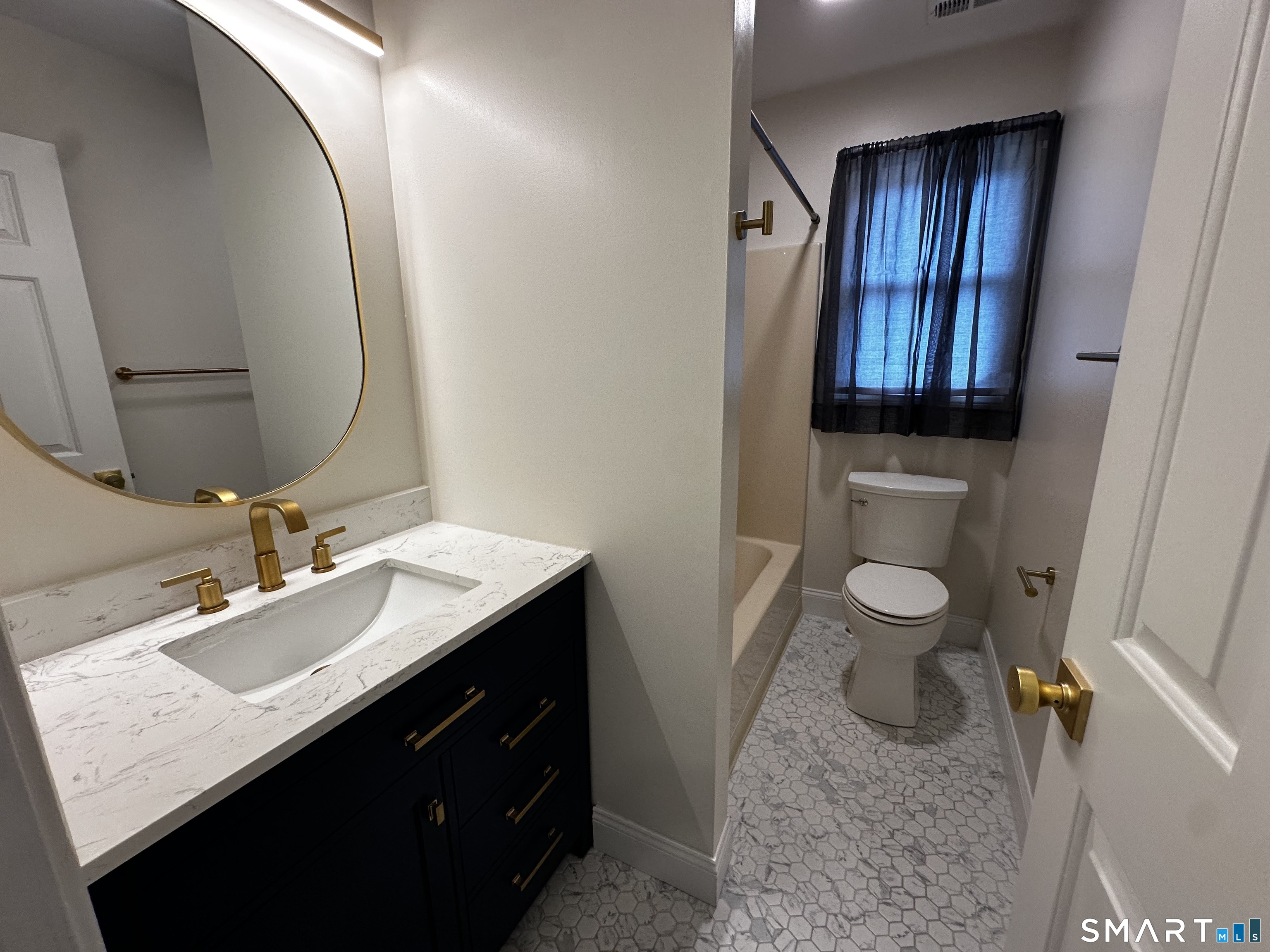12 Canterbury Road, Unit 12 Hamden, CT 06514 - Photo 23 of 29 Gallery Image 23