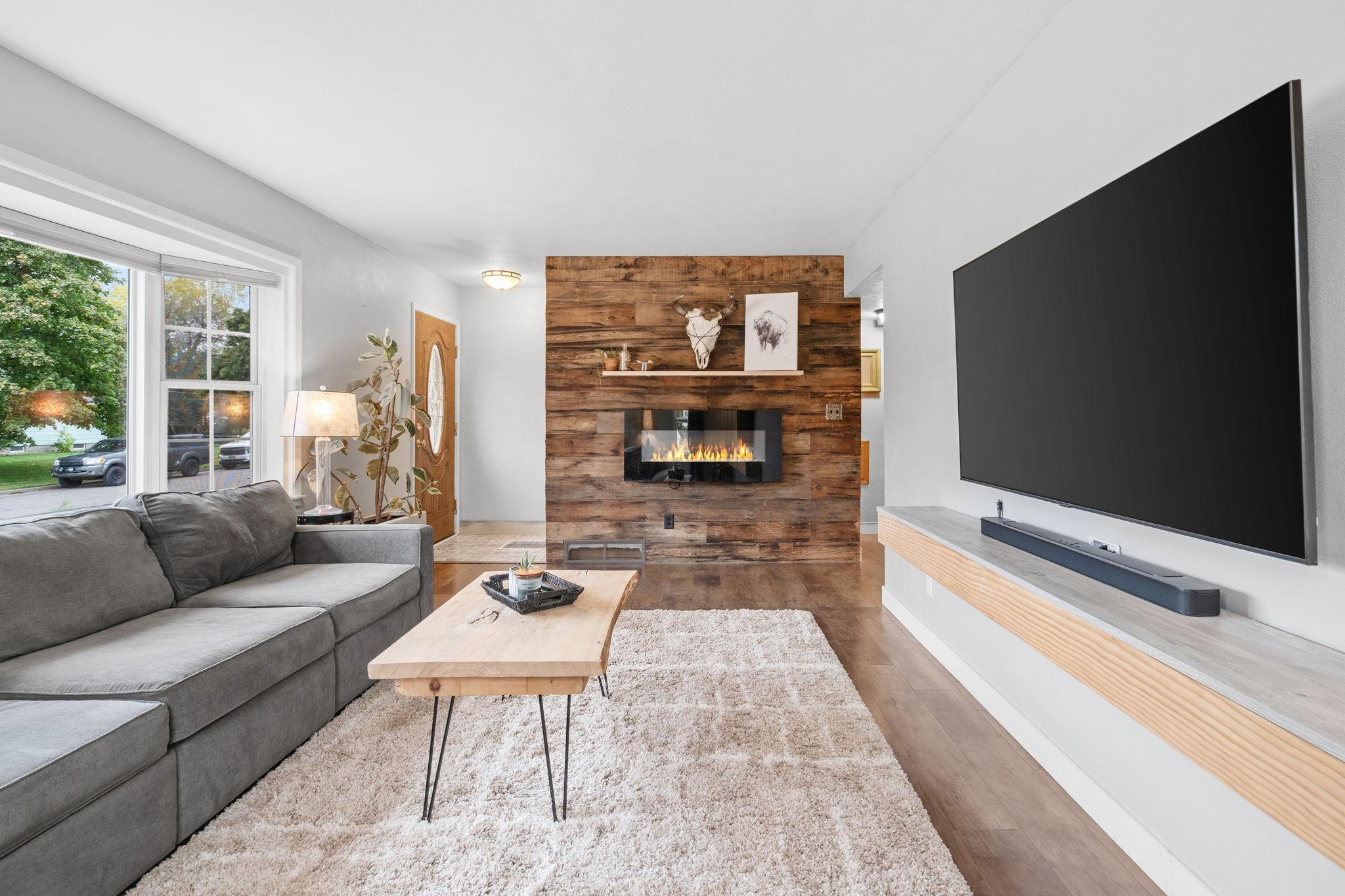 368 Young Street South Prescott, WI 54021 - Photo 5 of 39