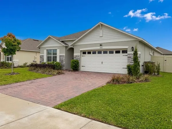 $2,950 | 33412 Country House Drive, Sorrento, FL 32776