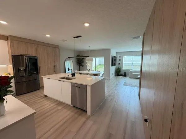 $2,950 | 33412 Country House Drive, Sorrento, FL 32776